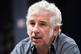 Η λένα δροσάκη, είναι η μία από τις τρεις ηθοποιούς που κατήγγειλε τον πέτρο φιλιππίδη, έκανε μια ανάρτηση στον προσωπικό λογαριασμό της στο instagram μετά την απόφαση προφυλάκισης του. Petros Filippidhs Sokaroyn Oi Apokalypseis Ths Lenas Drosakh Gia Tis Parenoxlhseis To10 Gr