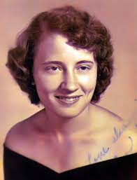 This was my mom when she was younger and the one before she died her name  was Deb voss mcnett