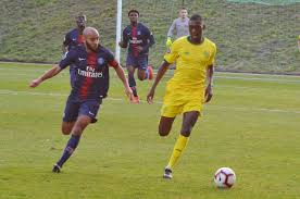 Son entraînement, ses ressources et sa rigueur compensent toutes. La Reserve Du Paris Saint Germain Va Repartir En National 3 Avec Des Joueurs Amateurs