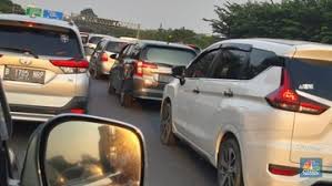 Rencananya, dalam rangka mengakomodasi migrasi penumpang dari bandung, pihaknya telah. Macet Parah Jakarta Sampai Tol Cipali Km 110 Butuh 7 Jam