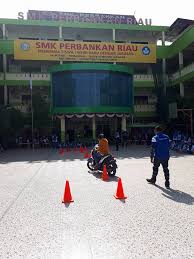 Loker pekanbaru, loker pekanbaru 2021. Kegiatan Safety Riding Di Smk Smk Perbankan Riau Facebook