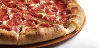Pizza phô mai viền phô mai