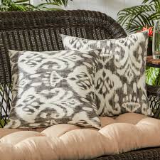 Shop for ikat throw pillows at bed bath & beyond. Elizabeth Ikat 17 Inch Outdoor Accent Pillow Set Of 2 By Havenside Home 17w X 17l On Sale Overstock 22751351