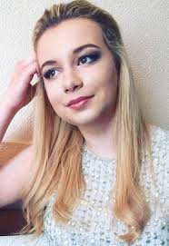 Danni's Makeup Chair