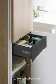 Burgbad Iveo Hochschrank Hsif035 Anschlag Rechts 2 T Ren 1 Innenschublade Breite 350mm In 2020 Hochschrank Badezimmer Inspiration Badezimmer Hochschrank