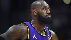 Lakers insider doesn't think LeBron's relationship with team is in 'best  place right now'
