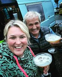 Bev Tinker's Instagram, Twitter & Facebook