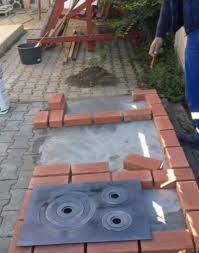 простой мангал из кирпича своими руками чертежи и фото Pech Mangal Iz Kirpicha Svoimi Rukami Foto Chertezhi Proektov S Duhovkoj Ulichnye Kaminy Derevenskij Dizajn Barbekyu Na Otkrytom Vozduhe