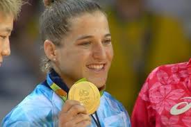 Contó sus inicios, repasó cómo armó su carrera, la preocupación familiar por los golpes, los juegos olímpicos y más. Judoinside Com On Twitter Article 30 Year Paula Pareto Captures Historic Olympic Judo Title For Arg Https T Co Ioy6cef9vi Judorio2016