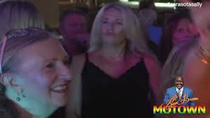 Motown Ross Brown LIVE! at Crescent Club May 4, 2024 Singing 'Bout Girls  With Brown Eyes