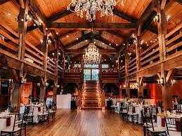 Best Affordable Boston Wedding Venues To Fit Your Wedding Budget Boston Wedding Venues Massachusetts Wedding Venues Barn Wedding Venue