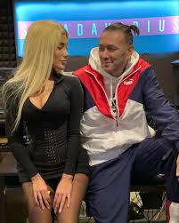 Bia Khalifa și-a pierdut inhibițiile - vezi totul aici!