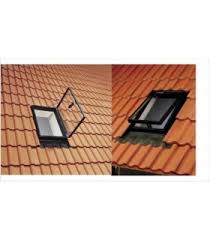 Con un lucernario puoi renere la mansarda una stanza per gli ospiti o un'area relax. Vlt Velux Lucernario Economico Compra Online