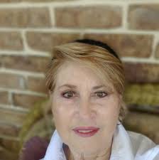 Can data be transferred from a water damaged hard drive to a new computer?