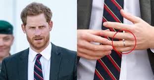 Prince harry will reportedly wear a wedding band after his marriage to meghan markle at st. Why Prince Harry S Wedding Band Breaks Royal Tradition Elle Australia