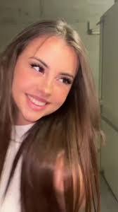 Anna Spinka's Instagram, Twitter & Facebook