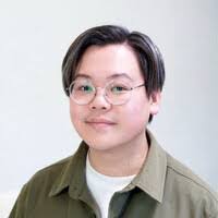 Yin Hau's Instagram, Twitter & Facebook