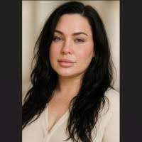 Katherine Thorp's Instagram, Twitter & Facebook