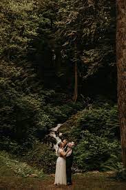 Taylor And Nolan Had Their Intimate Forest Wedding At Shangri La On The Green In Enumclaw Wa Th Forest Wedding Intimate Wedding Photographer Intimate Wedding