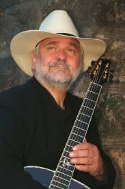 Nytänt Kvinnaböske band till Kristinehallen