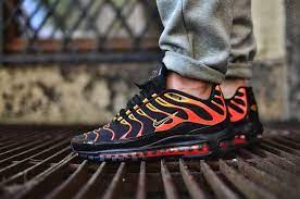 Nike Air Max 97 Plus Orange Shock Vse Voprosy Pishite V Direkt Fos Ua Nike Air Max Sneakers Nike Nike Air Max 97