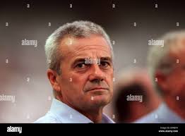 Inter milan coach luigi simoni hi-res stock photography and images