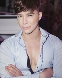 Nathan Lee yêu cầu Ngọc Trinh xin lỗi, nhắc lại câu nói gây bão 11 năm