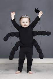 Diy The Cutest Spider Costume For Halloween Halloween Kostymer Barn Halloweendrakter Halloween Kostymer Diy