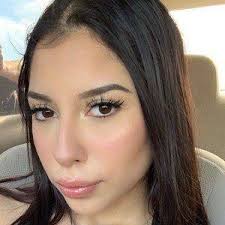 Bianca Sotelo's Instagram, Twitter & Facebook