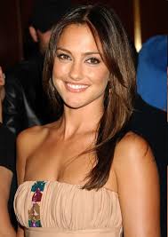 Minka kelly putting a mailbox outside her home in los angeles 07/13/2020. Minka Kelly Demands Help For Balding Tiger At Roadside Zoo Look To The Stars