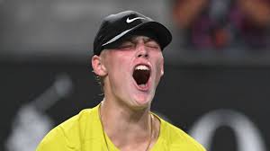 Teen gun Jones cruises through Open juniors first round