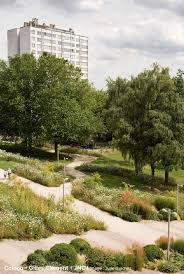 Jardin Du Foyer Laekenois Bruselas Belgica G Clement Coloco 2008 Public Garden Architecture Landscape And Urbanism Architecture Landscape Design Small