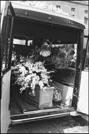 Romy Schneider : ces photos monstrueuses de la mort de son fils qui l'ont traumatisée - Closer