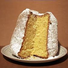 Pandoro Pan D Oro Is A Traditional Italian Sweet Yeast Bread Most Popular Around Christmas And New Year Typically A Vero Boston Cream Pie Cake No Bake Cake