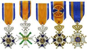 Bestel hier officiële miniaturen en draaginsignes, behorend bij uw onderscheiding. Uitreiking Koninklijke Onderscheiding Rtv Slos