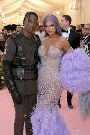Kylie jenner shows off her met gala battle wounds. Met Gala 2021 On Twitter Travis Scott X Kylie Jenner Metgala