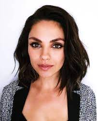 Mila Kunis At The Powertrip Talk With Marie Claire On October 16 2017 In San Francisco Hair Styles Short Hair Styles Curly Hair Styles