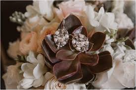 Flower delivery, saldainių parduotuvė, gėlininkas. Amanda And Dustin A Loretto Chapel La Fonda On The Plaza Wedding Albuquerque Wedding Photographer Blue Rose Studios