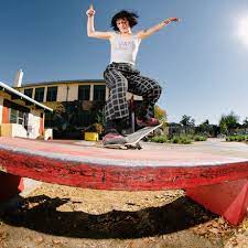 The vans era was the first shoe designed for skateboarding by skateboarders. Home Page Vans Malaysia Official Site