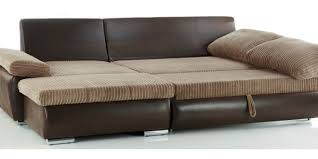 تفسير حلم النوم على الكنبة في المنام