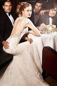 Justin Alexander Spring 2016 Embraces Old Hollywood Glamour Hollywood Glam Wedding Hollywood Glamour Wedding Glamourous Wedding Dress