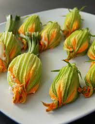 In a medium mixing bowl, stir together the parmigiano, thyme, basil and nutmeg. 100 Best Zucchini Flowers Ideas In 2021 Zucchini Flowers Zucchini Recipes