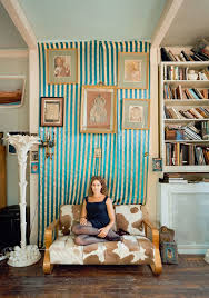 Photos Inside The Fabled Walls Of The Chelsea Hotel Chelsea Hotel Hotel Interior Hotel