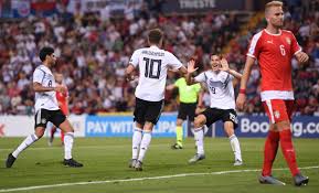 لعب منتخب ألمانيا أول مباراة دولية بعد الحرب العالمية الأولى في 27 يونيو 1920 حيث خسر أمام المنتخب منتخب ألمانيا تحت 21 سنة لكرة القدم. ÙƒØ£Ø³ Ø£ÙˆØ±ÙˆØ¨Ø§ ØªØ­Øª 21 Ø¹Ø§Ù… Ø§ Ø£Ù„Ù…Ø§Ù†ÙŠØ§ ØªÙƒØªØ³Ø­ ØµØ±Ø¨ÙŠØ§ ÙˆØ§Ù„Ø¯Ù†Ù…Ø§Ø±Ùƒ ØªÙ‡Ø²Ù… Ø§Ù„Ù†Ù…Ø³Ø§ Ø§Ù„Ù…Ø±ÙƒØ² Ø§Ù„ÙÙ„Ø³Ø·ÙŠÙ†ÙŠ Ù„Ù„Ø¥Ø¹Ù„Ø§Ù…