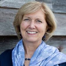 Crystal Beaulieu's Instagram, Twitter & Facebook