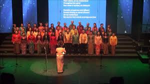 Lagu ini merupakan salah satu lagu wajib nasional yang sering dinyanyikan pada acara besar di indonesia ,dalam liriknya mengambarkan betapa kagum dan cinta terhadap bangsa indonesia. Tanah Pusaka Youtube