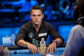 The Top 10 Poker Players In The World Poker Playing Football The Englishman