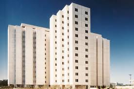 ميناء الأحمدي، وميناء شويخ، وميناء مدينة الكويت. Staff And Student Housing For Kuwait University Pace Architecture Engineering Planning