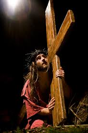 Durante la settimana santa di pasqua e in particolare il venerdì santo, ogni regione celebra, secondo le proprie tradizioni, il ciclo e la rievocazione della passione e della morte di cristo. Il Venerdi Santo Si Celebra Con Una Preghiera In Piazzale Guglielmotti Centumcellae News