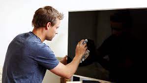 Before cleaning your tv screen, make sure to start by powering off your tv and its components. How To Clean A Flat Screen Tv Howstuffworks